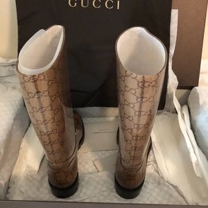 Gucci rain boots